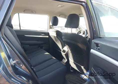 2010 Subaru Outback 2.5I z USA, uszkodzony, nr VIN 4S4BRBAC6A3349985